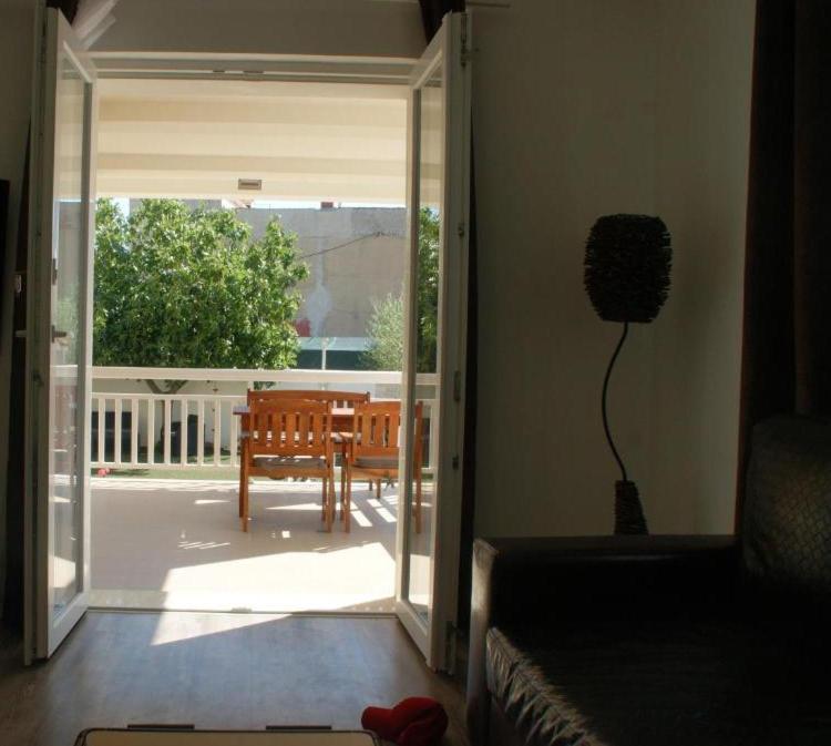 Apartments Zelic Vodice Extérieur photo