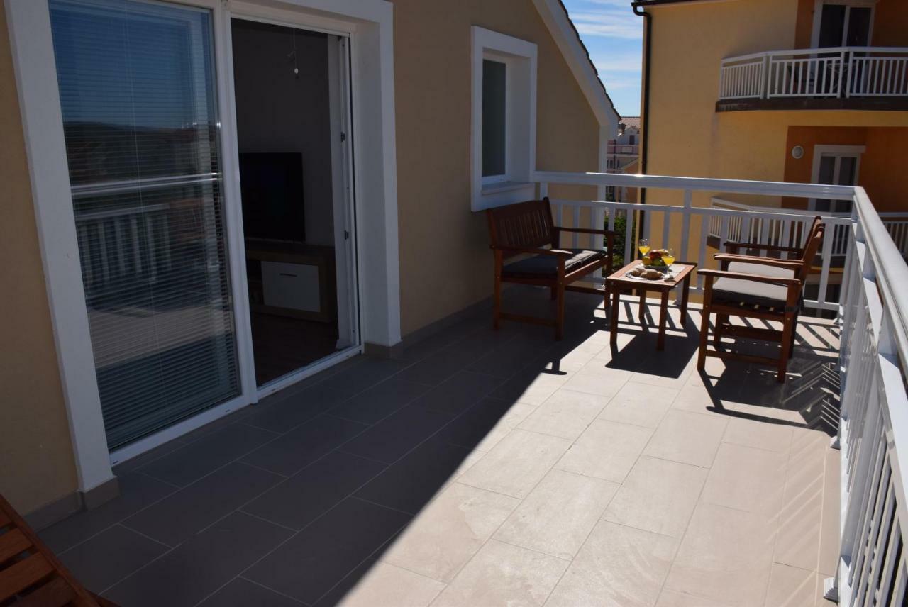 Apartments Zelic Vodice Extérieur photo