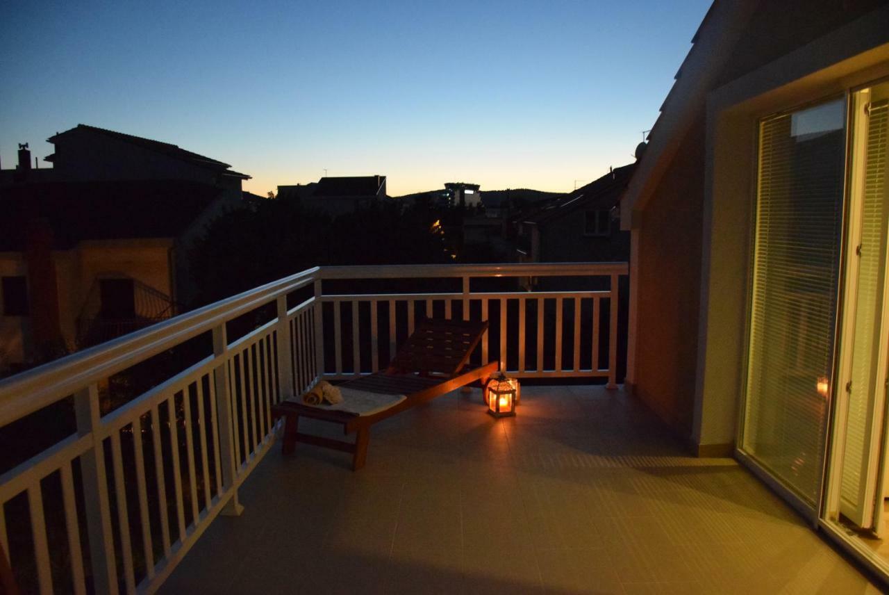 Apartments Zelic Vodice Extérieur photo