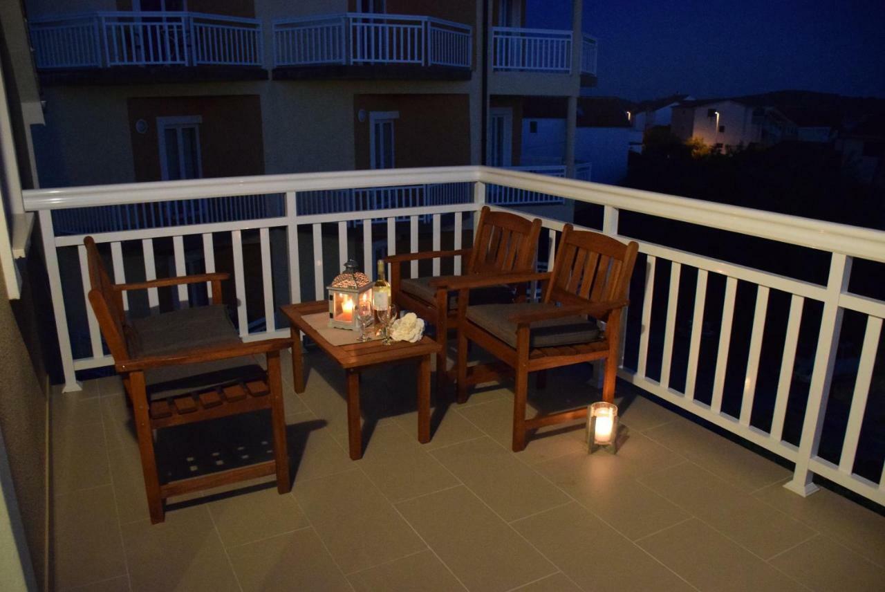 Apartments Zelic Vodice Extérieur photo