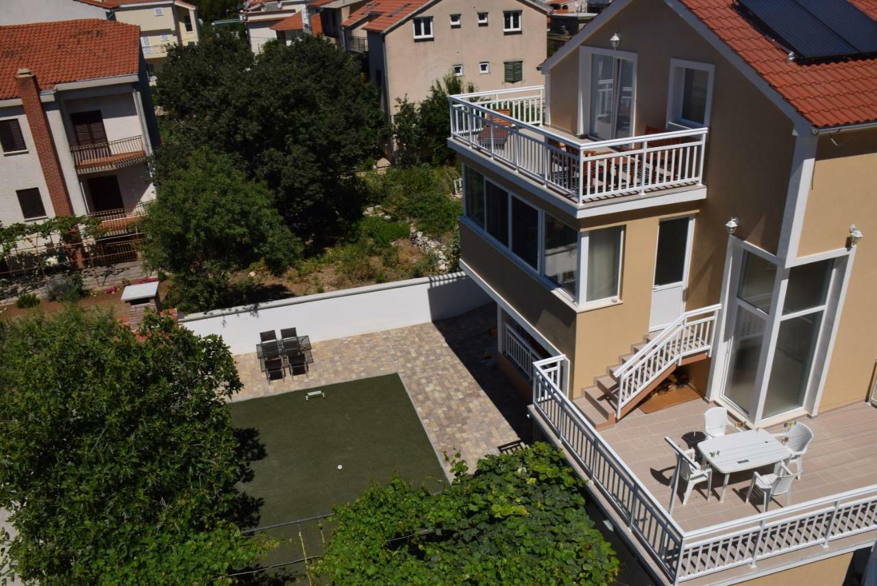 Apartments Zelic Vodice Extérieur photo
