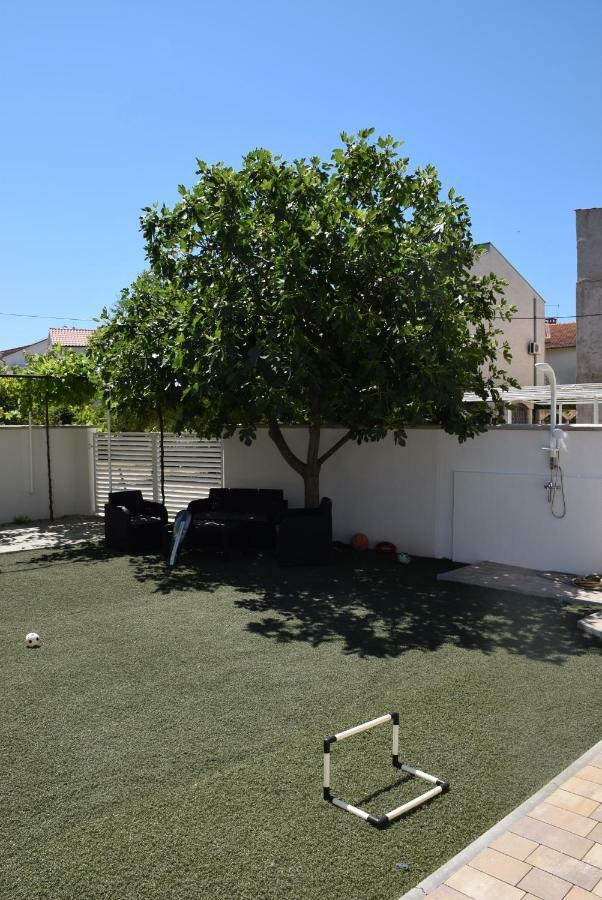 Apartments Zelic Vodice Extérieur photo
