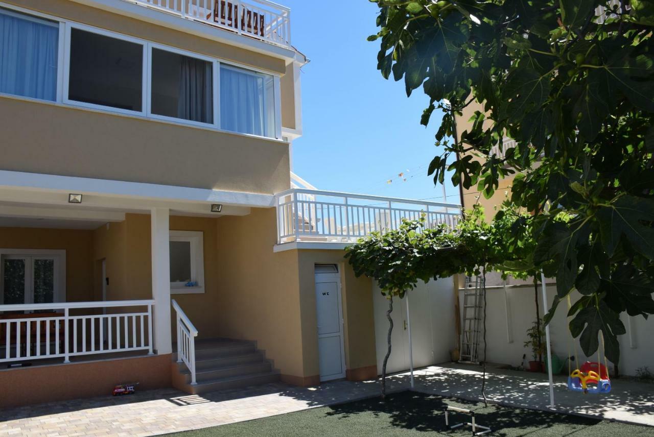 Apartments Zelic Vodice Extérieur photo